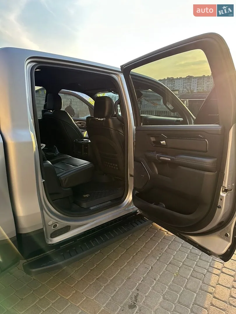 2021 RAM 1500 - мініатюра 11
