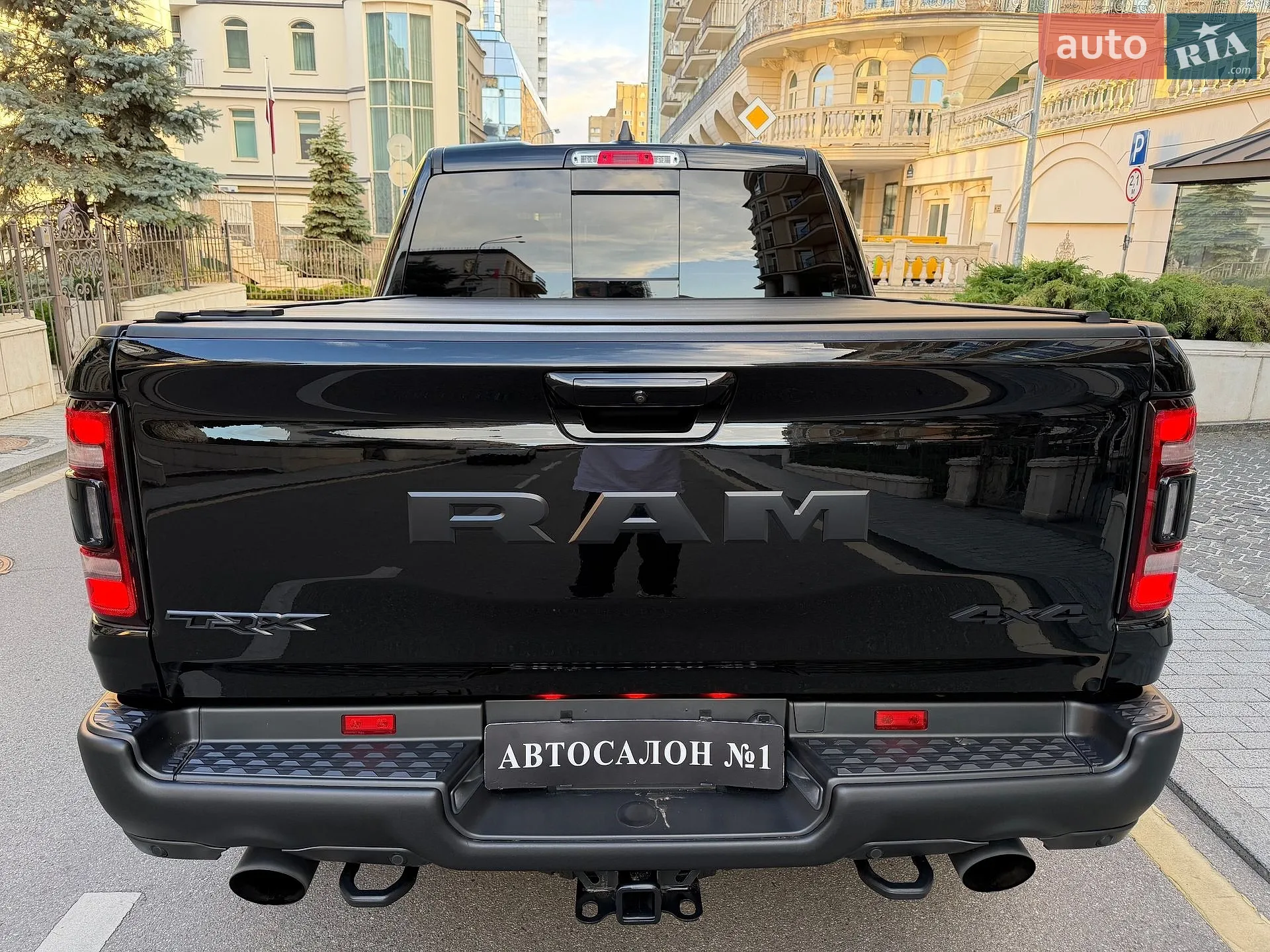 2023 RAM 1500 - мініатюра 12