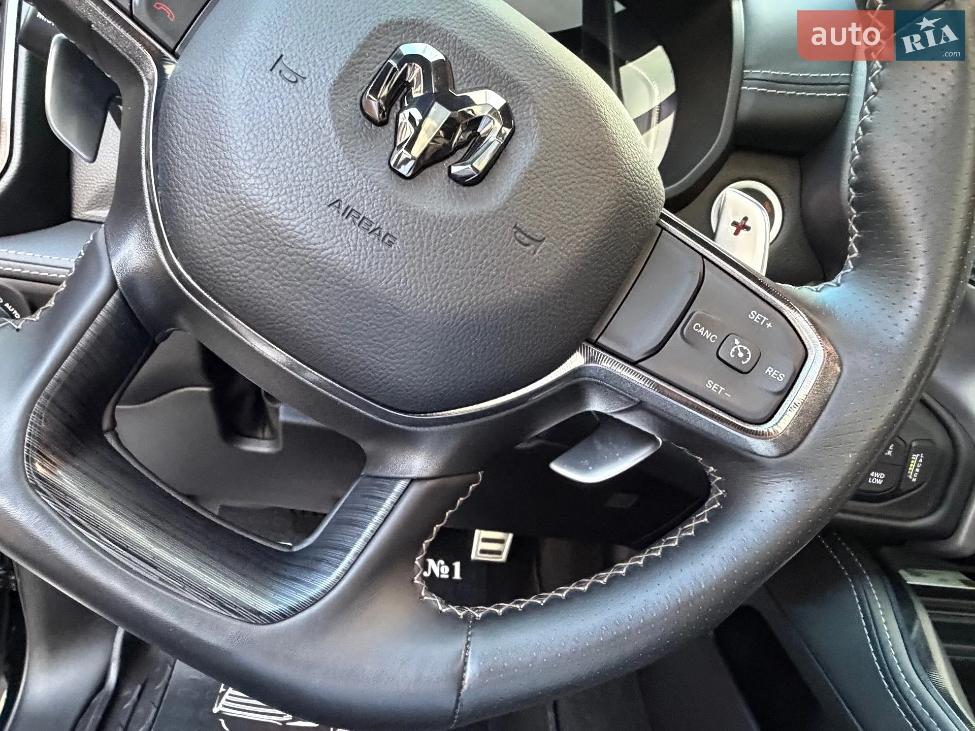 2023 RAM 1500 - мініатюра 60