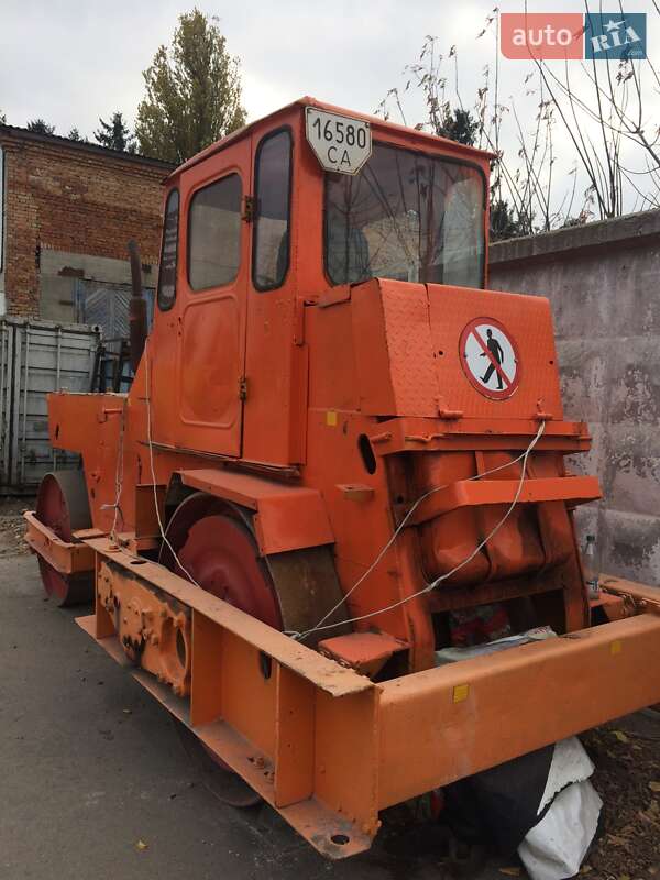 Дорожный каток Раскат ДУ 1993 в Теофиполе