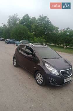Хетчбек Ravon R2 2017 в 