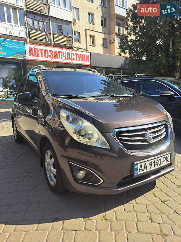 Хетчбек Ravon R2 2017 в 