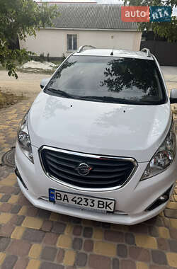 Хетчбек Ravon R2 2017 в 
