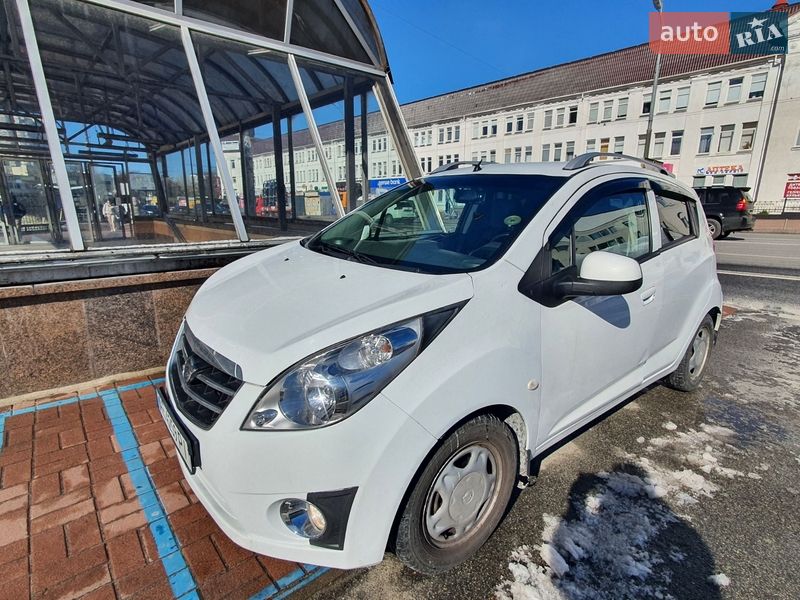 Хэтчбек Ravon R2 2016 в Киеве