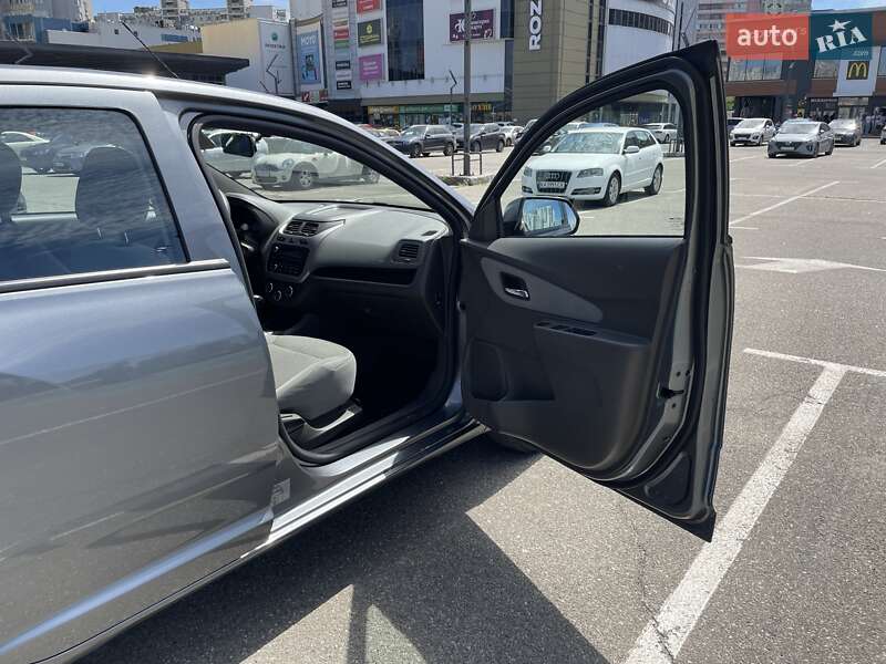 Седан Ravon R4 2020 в Киеве фото 58 Седан Ravon R4 2020 в Киеве