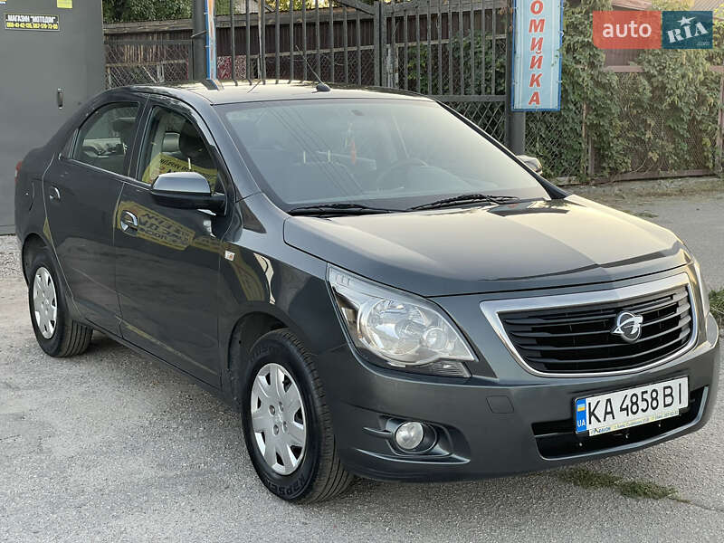 Седан Ravon R4 2020 в Миронівці