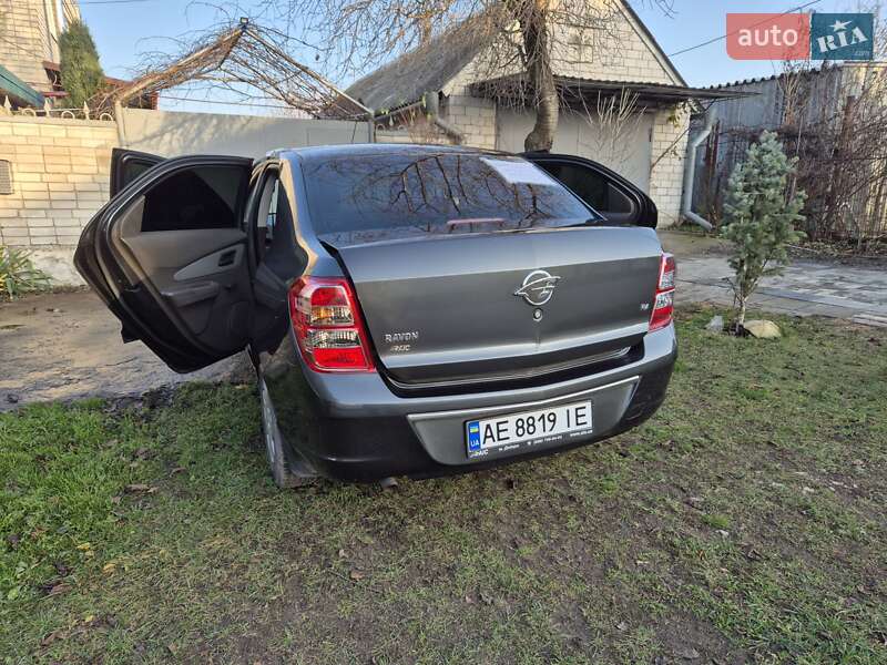 Седан Ravon R4 2017 в Дніпрі