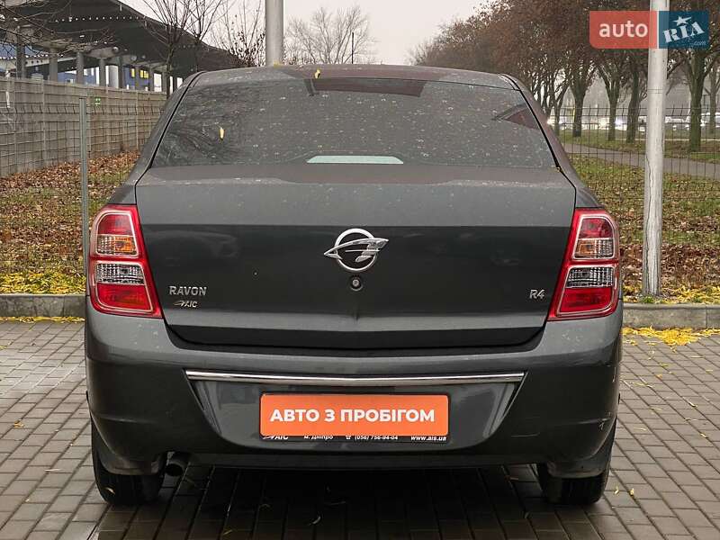 Седан Ravon R4 2017 в Дніпрі