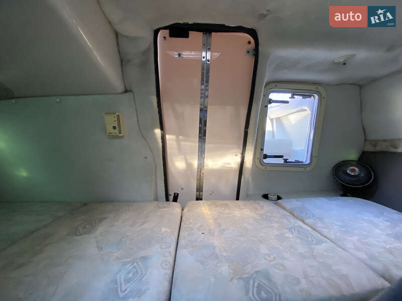 Катер Regal 2150 2001 в Киеве