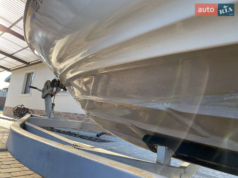 Катер Regal 2150 2001 в Киеве