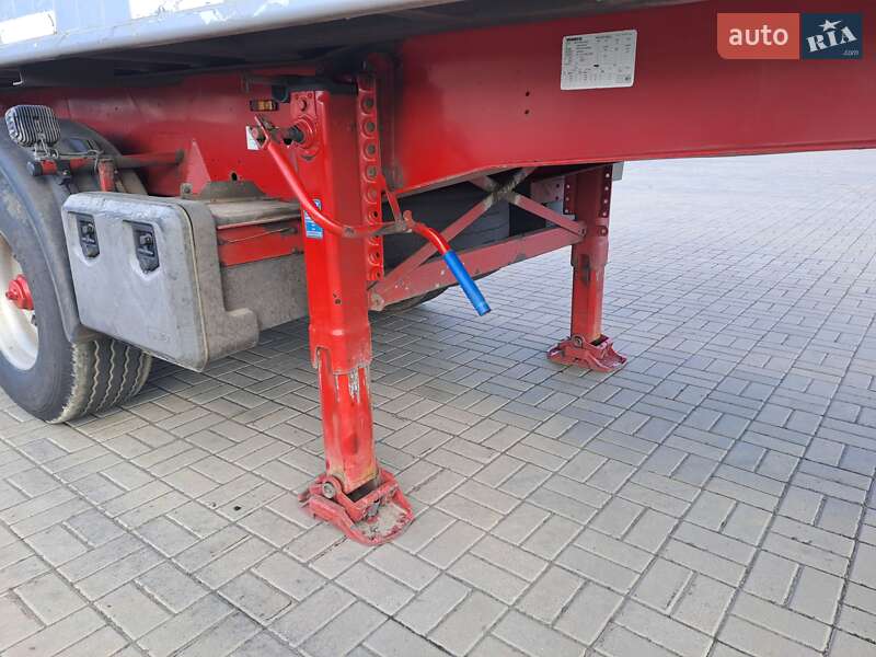Самоскид напівпричіп Reisch RHKS-35 2009 в Черкасах