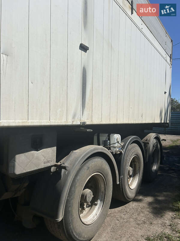 Самоскид напівпричіп Reisch RHKS-35 2006 в Чугуєві