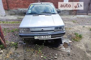Хэтчбек Renault 11 1988 в Львове