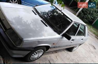 Хэтчбек Renault 11 1987 в 