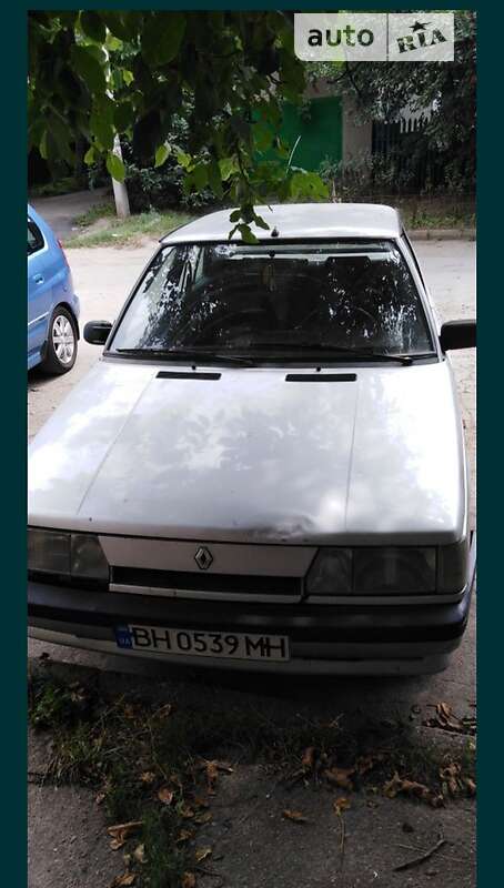 Хэтчбек Renault 11 1987 в Беляевке