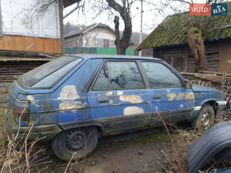 Хэтчбек Renault 11 1986 в Калуше