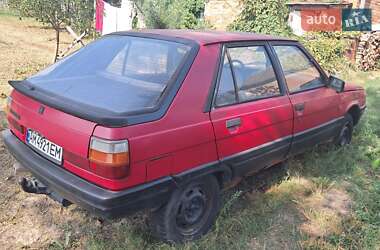 Хэтчбек Renault 11 1986 в Вышгороде