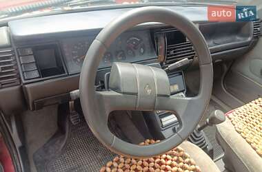 Хэтчбек Renault 11 1989 в 