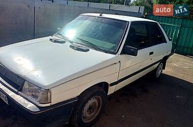 Хэтчбек Renault 11 1987 в Згуровке