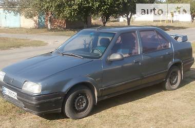 Седан Renault 19 1990 в Шишаки