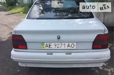 Седан Renault 19 1993 в Першотравенске