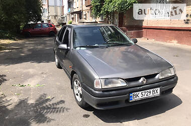 Хэтчбек Renault 19 1995 в Ровно
