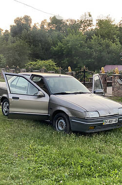 Седан Renault 19 1991 в Тернополі