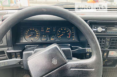 Хэтчбек Renault 19 1990 в Кременчуге