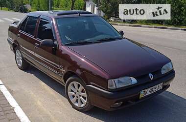 Седан Renault 19 1995 в Ровно