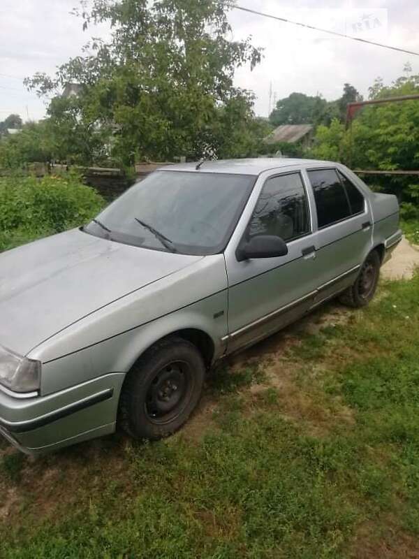 Седан Renault 19 1991 в Новгород-Северском