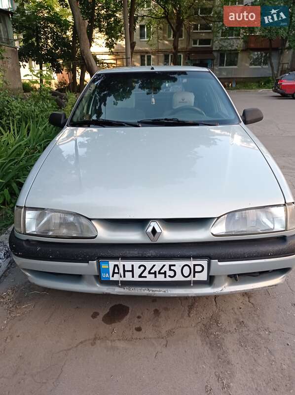 Хетчбек Renault 19 2000 в Покровську фото 2 Хетчбек Renault 19 2000 в Покровську