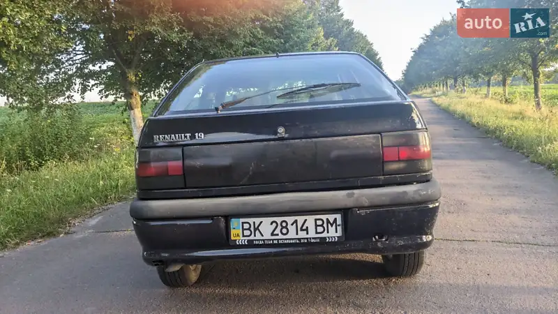 Renault 19 1994