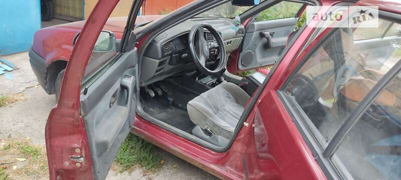 Хетчбек Renault 19 1997 в Кропивницькому