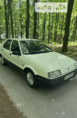Седан Renault 19 1989 в Виннице
