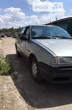 Хэтчбек Renault 19 1999 в Харькове