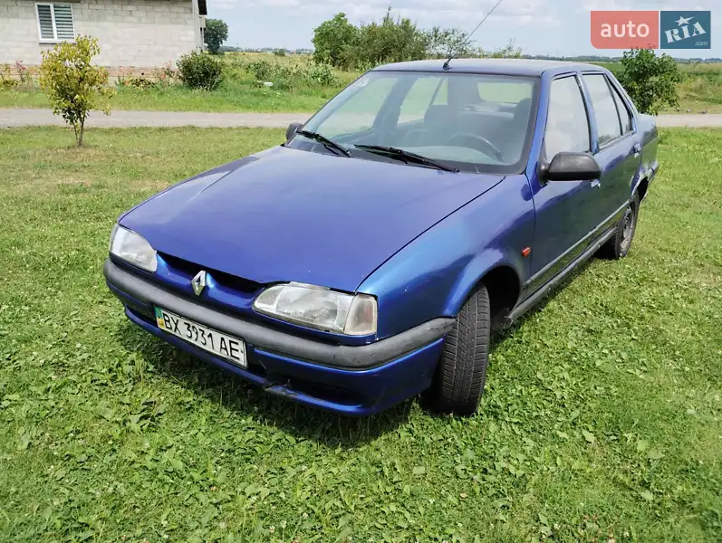 Renault 19