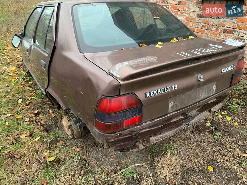 Седан Renault 19 1992 в Козельце фото 3 Седан Renault 19 1992 в Козельце