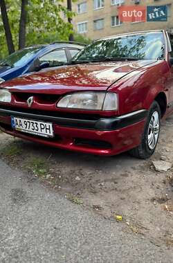 Седан Renault 19 1999 в 