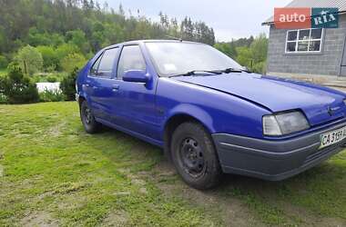 Хетчбек Renault 19 1990 в Смілі