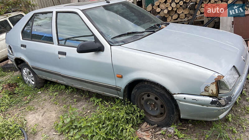 Хетчбек Renault 19 1989 в Чернігові