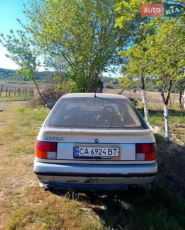 Renault 19 1990