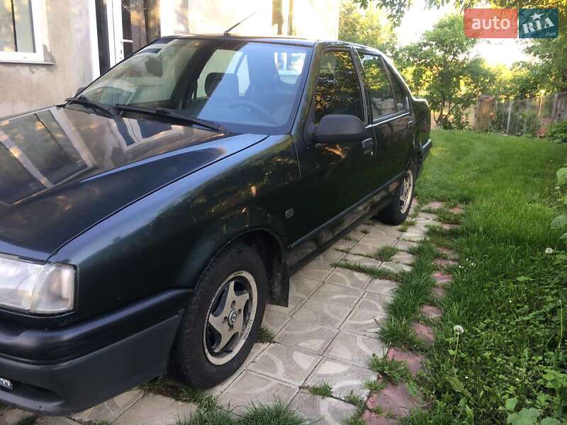 Седан Renault 19 1992 в Снятині
