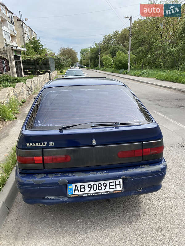 Хэтчбек Renault 19 1993 в Тульчине
