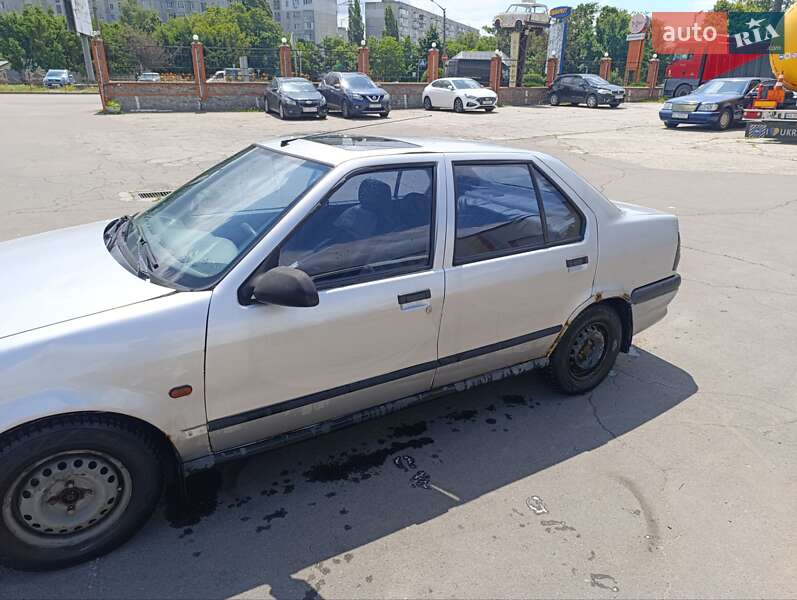 Седан Renault 19 1993 в Білій Церкві