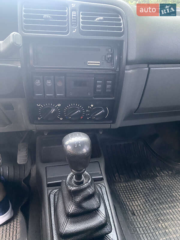 Седан Renault 19 1998 в Харькове