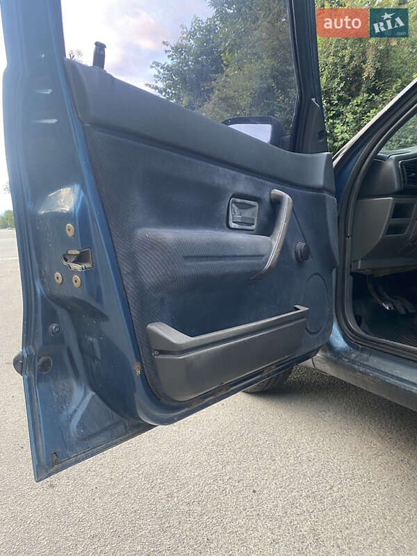 Седан Renault 19 1998 в Харькове