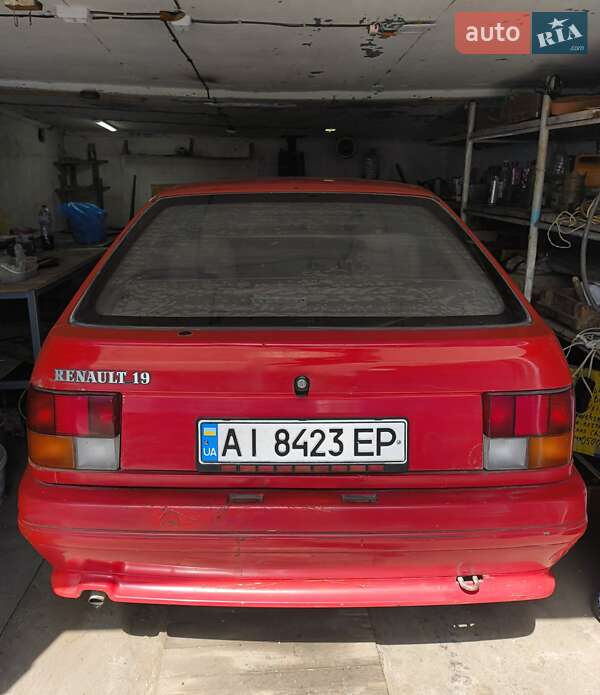 Хэтчбек Renault 19 1989 в Тетиеве