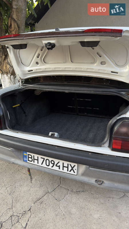 Седан Renault 19 1996 в Измаиле