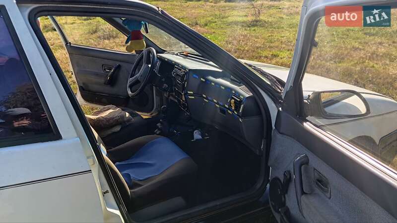 Седан Renault 19 1991 в Зарічному