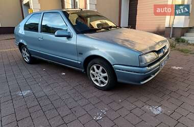 Хэтчбек Renault 19 1990 в Львове